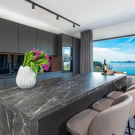 Апартаменты 